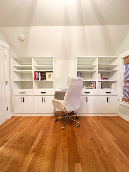 custom home office in middle tennessee from Clarksville Closets
